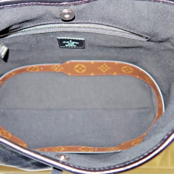 BRAND NEW Louis Vuitton LV CarryAll Cargo Vibe PM - black - REAL - Picture 3 of 10